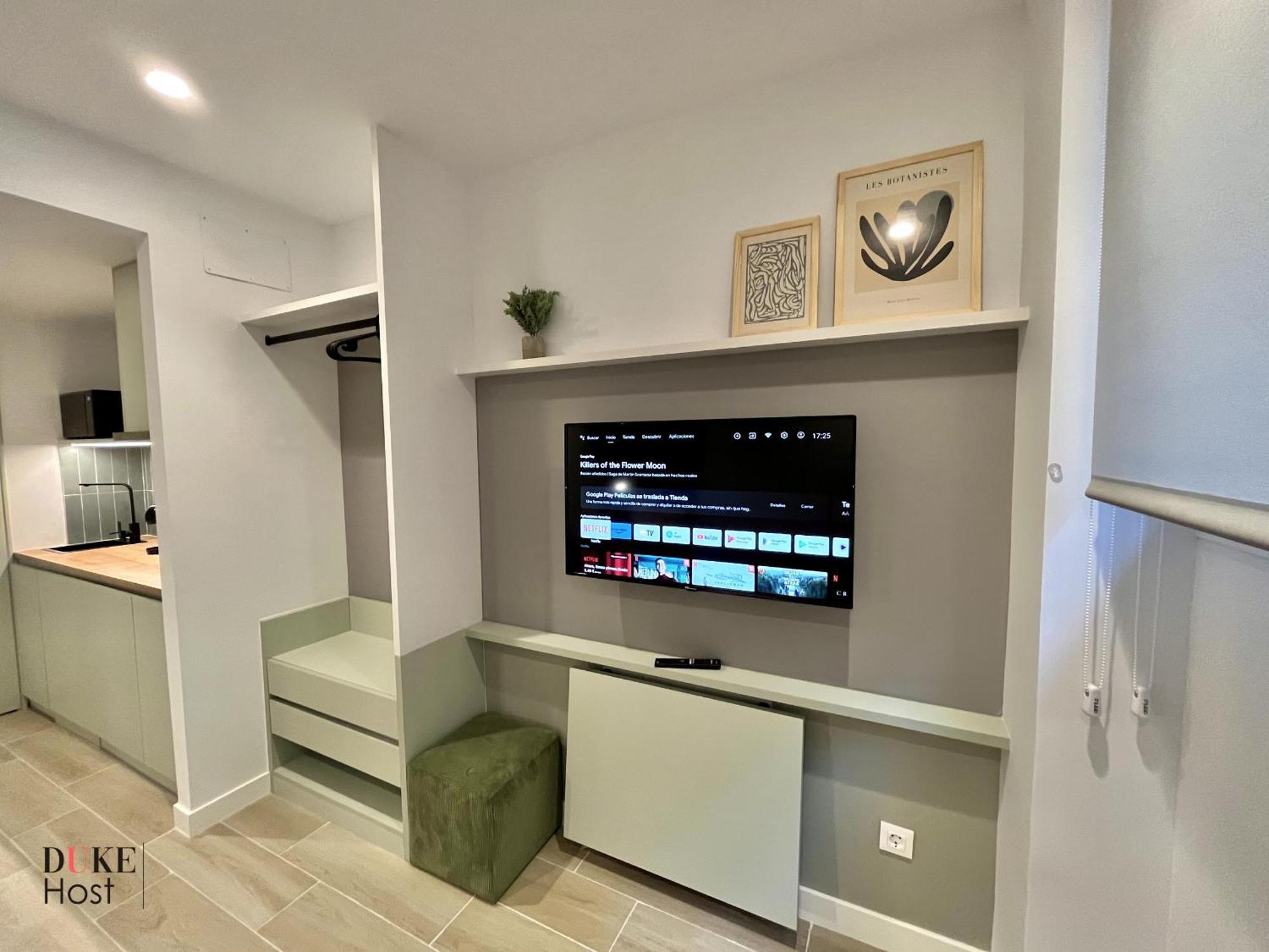 Superior Studio